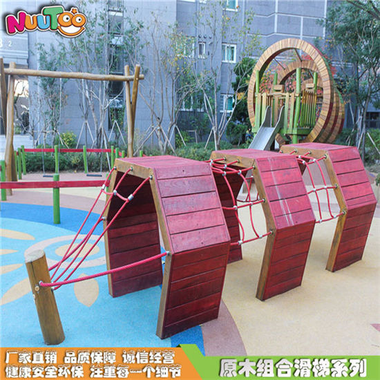 非標(biāo)異形大型木制組合滑梯價格_樂圖非標(biāo)游樂