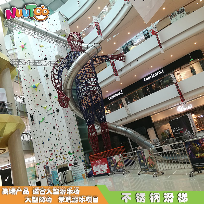 巨型滑梯能給當?shù)貛硎裁礃拥脑掝}效應呢？